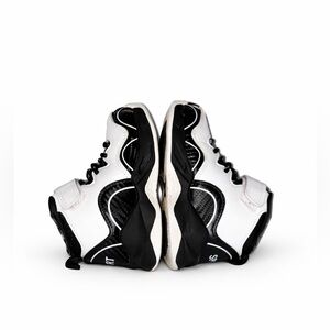 Kids Winter High Top Sneakers – EU 28 / US 10-10.5 Toddler